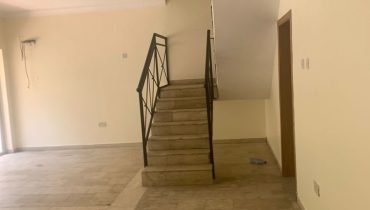 4 Bedroom Terrace House with Bq