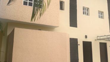 4 Bedroom Terrace House with Bq